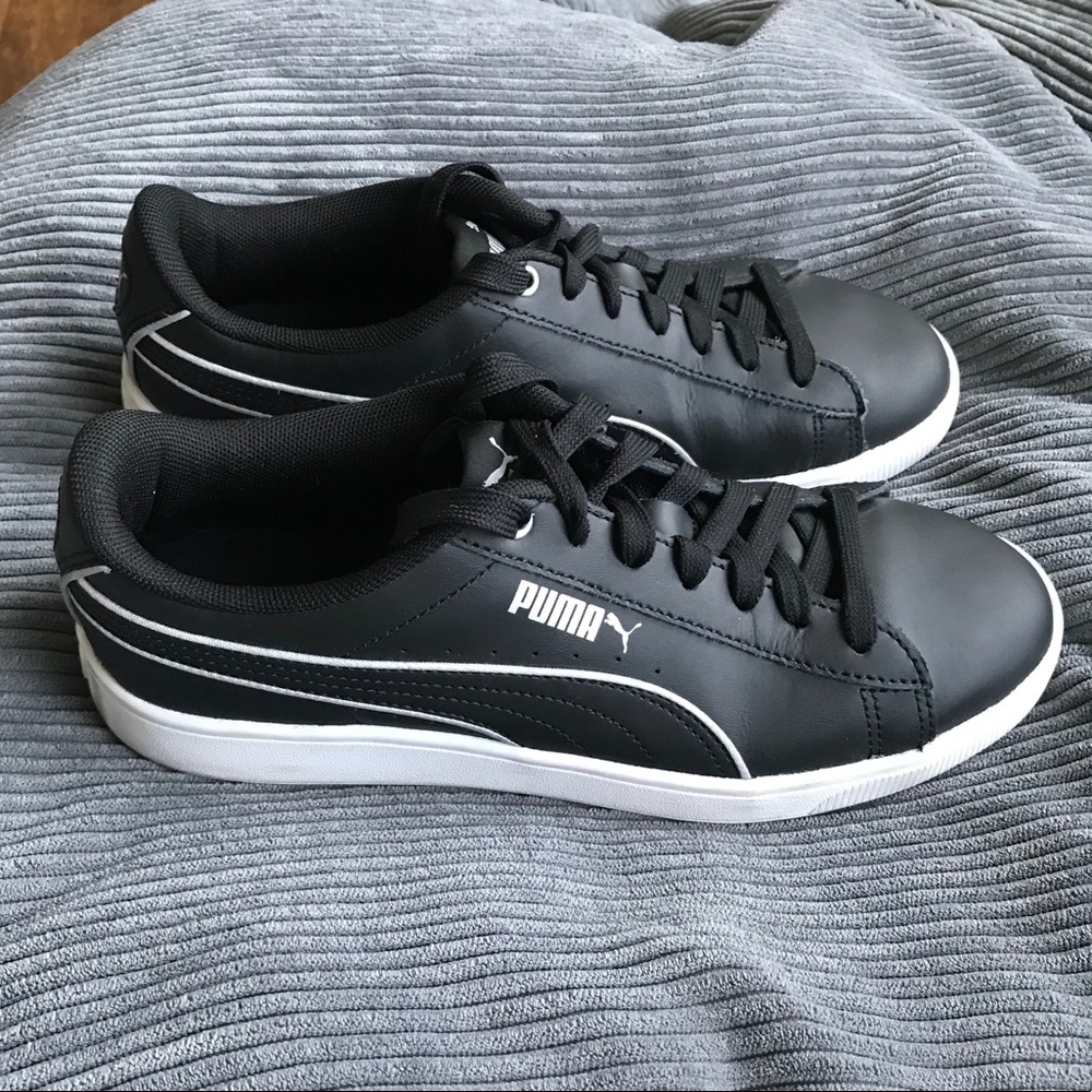 Ladies Black Puma Sneakers